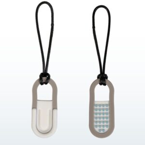 Voor- en achterkant van de Zen Chewy Fidget in studio-opname.